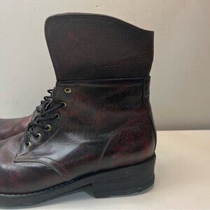 Classy Calzart handmade boots with unusual flair